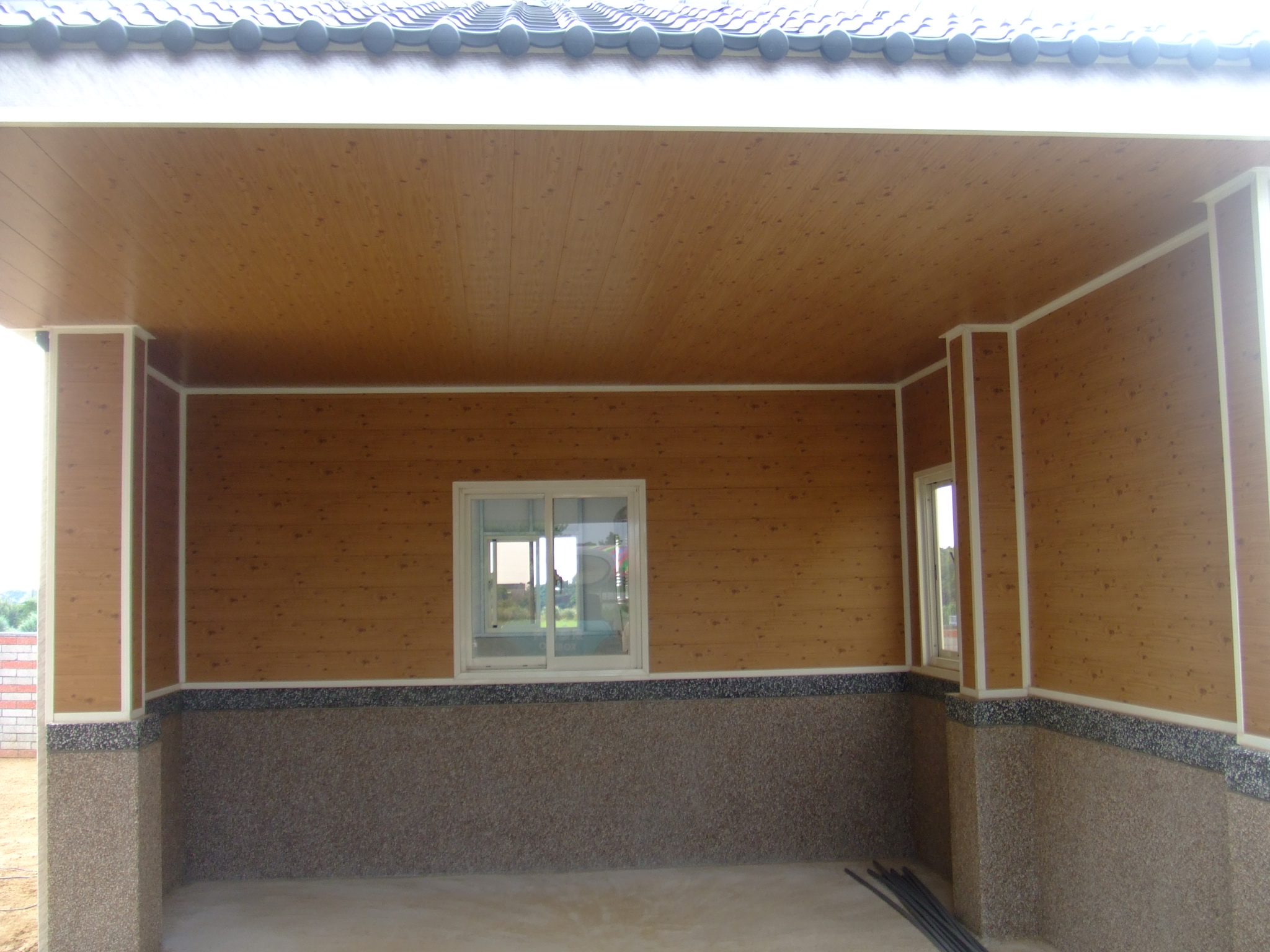 屋頂 琉璃鋼瓦 壁板 深松木 鋐耀彩色鋼板有限公司